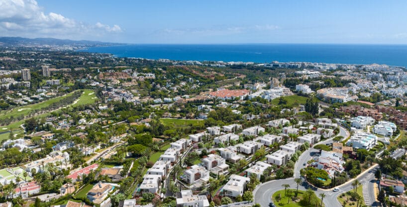 The Avenue Marbella, villas in marbella by Gyrpromlux