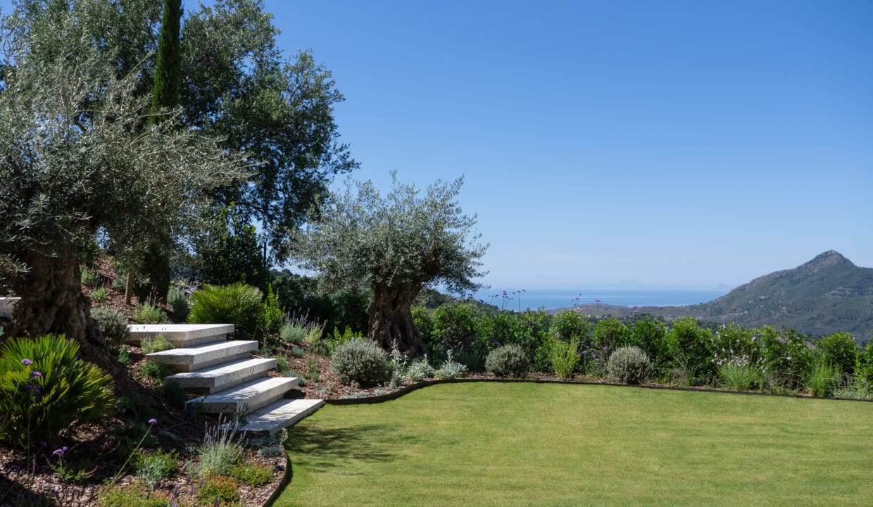 Villa KAIZEN La Zagaleta by ARK Architects 28